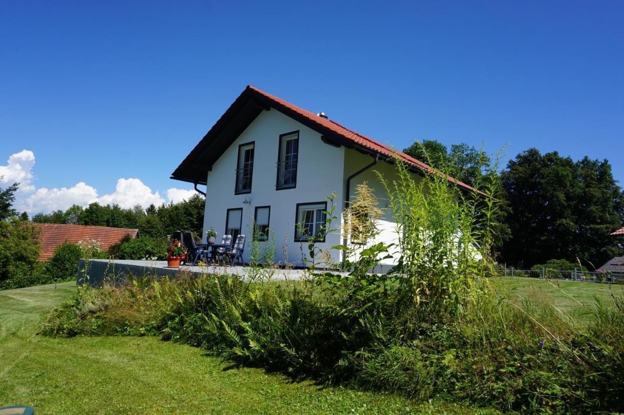 Ferienhaus Englburg In Absolut Ruhiger Lage Tittling Esterno foto