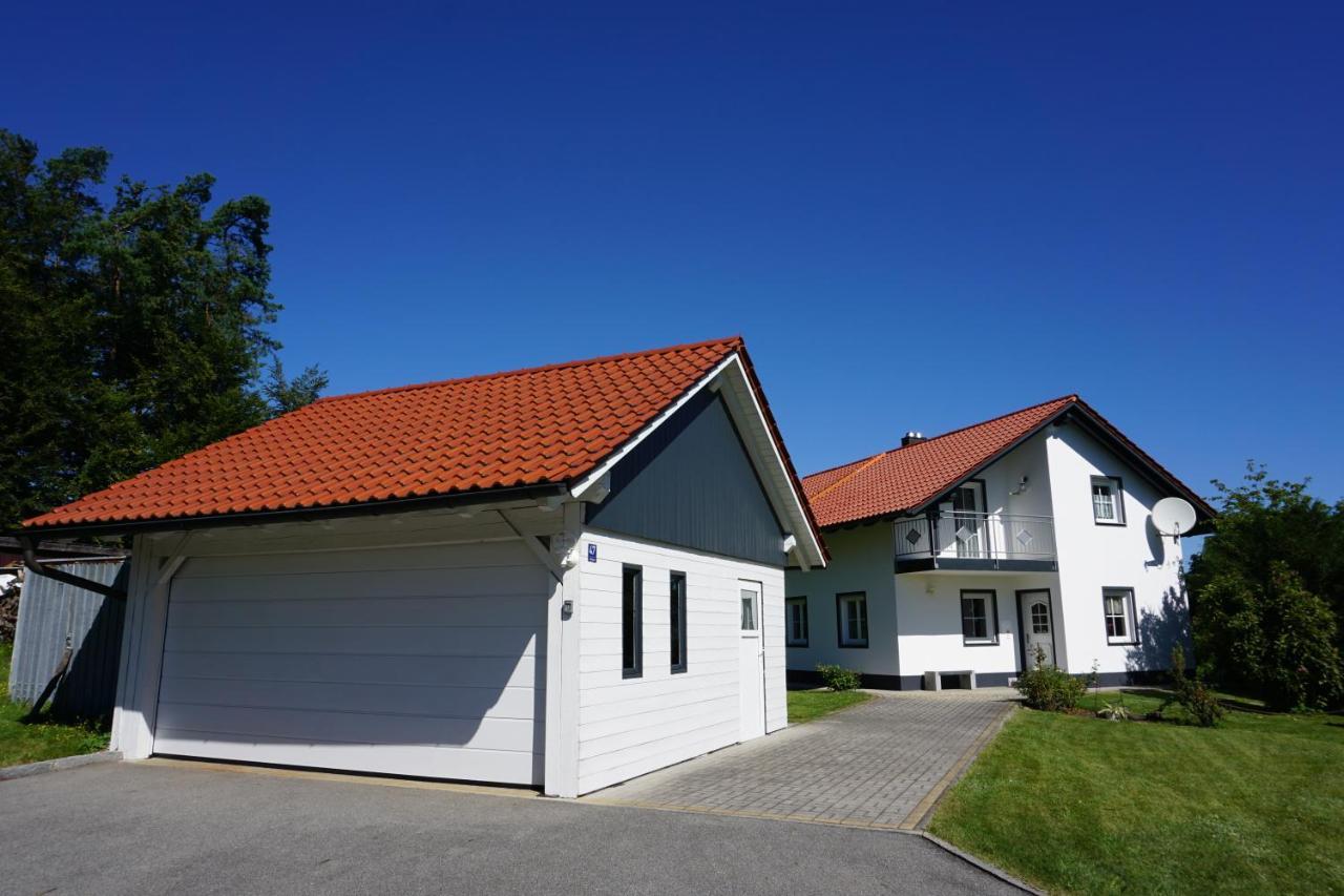 Ferienhaus Englburg In Absolut Ruhiger Lage Tittling Esterno foto