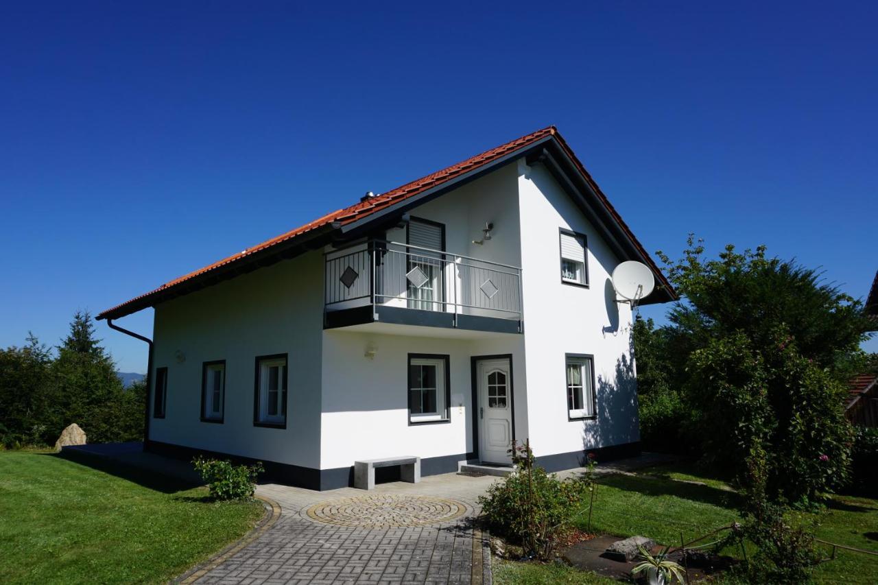 Ferienhaus Englburg In Absolut Ruhiger Lage Tittling Esterno foto