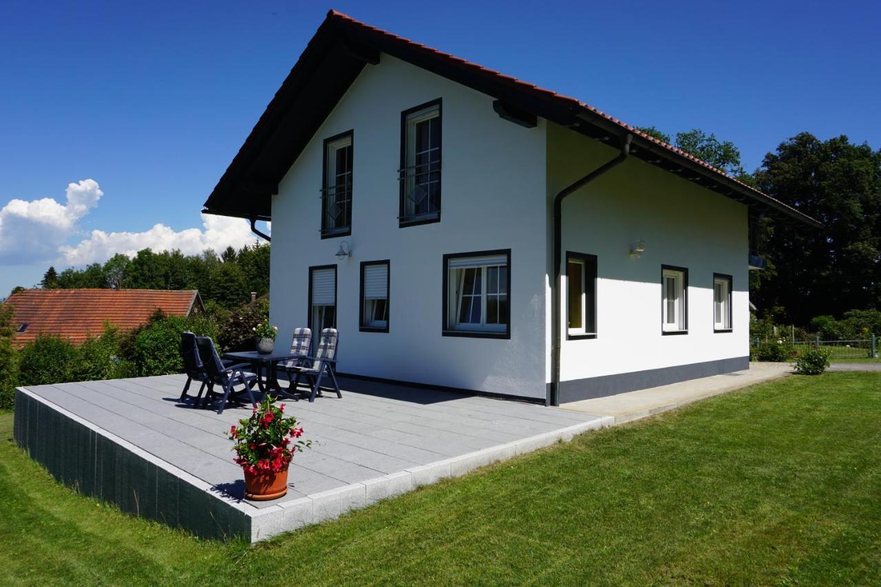 Ferienhaus Englburg In Absolut Ruhiger Lage Tittling Esterno foto
